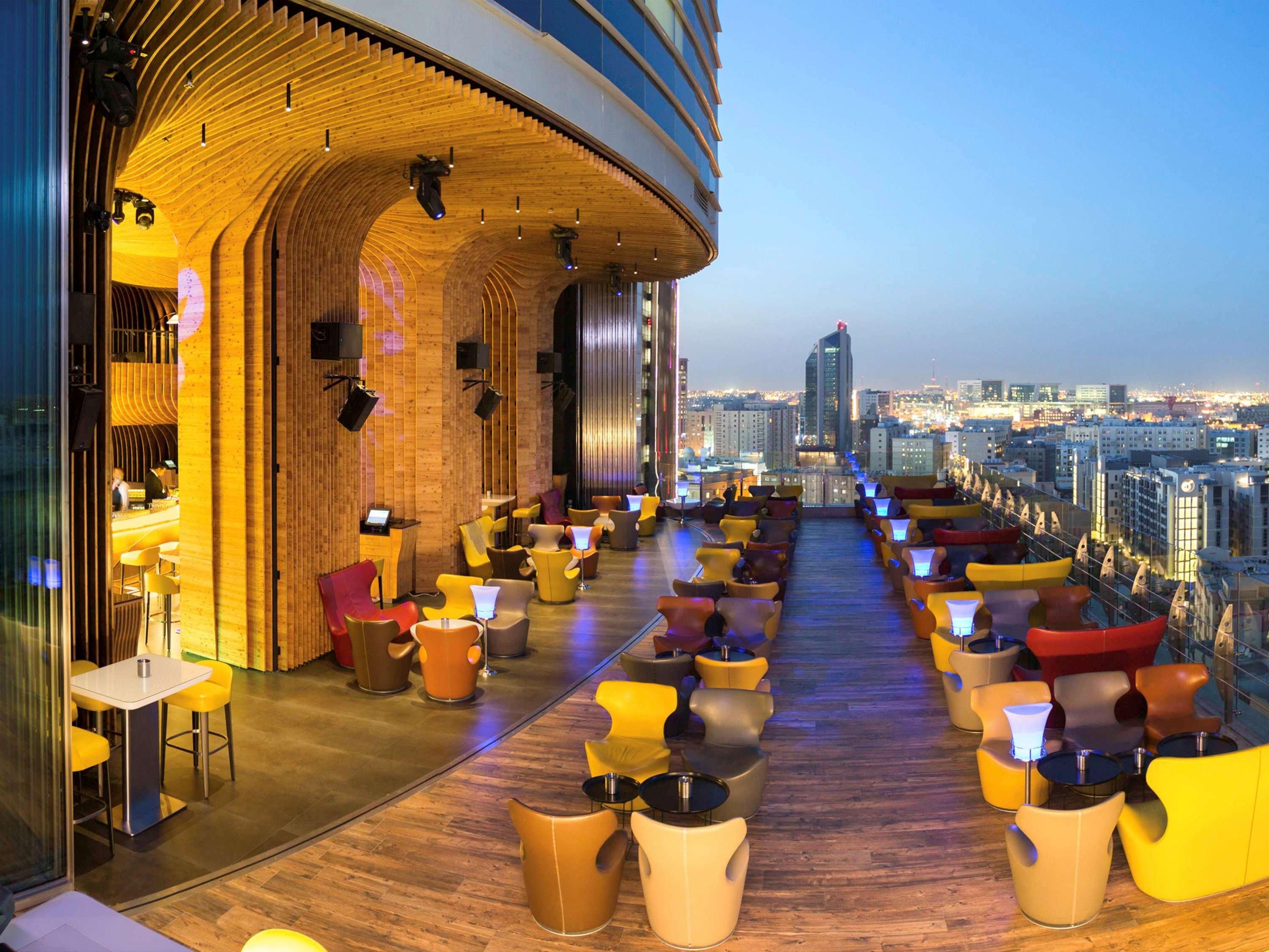 라 시갈 호텔 매니지드 바이 아코르 도하 외부 사진 Sky Bar