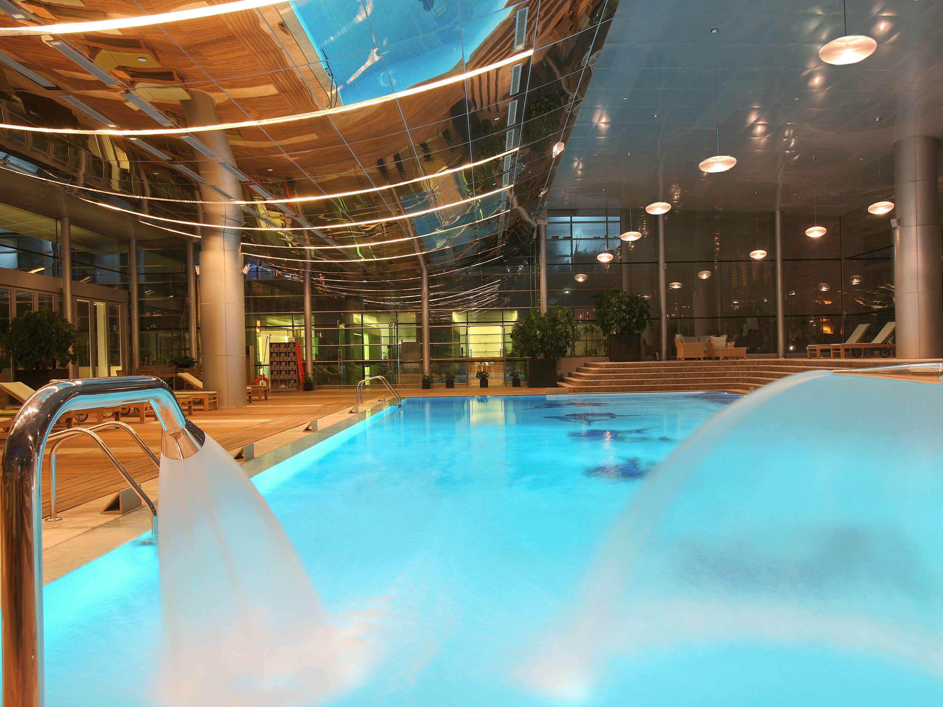 라 시갈 호텔 매니지드 바이 아코르 도하 외부 사진 The swimming pool