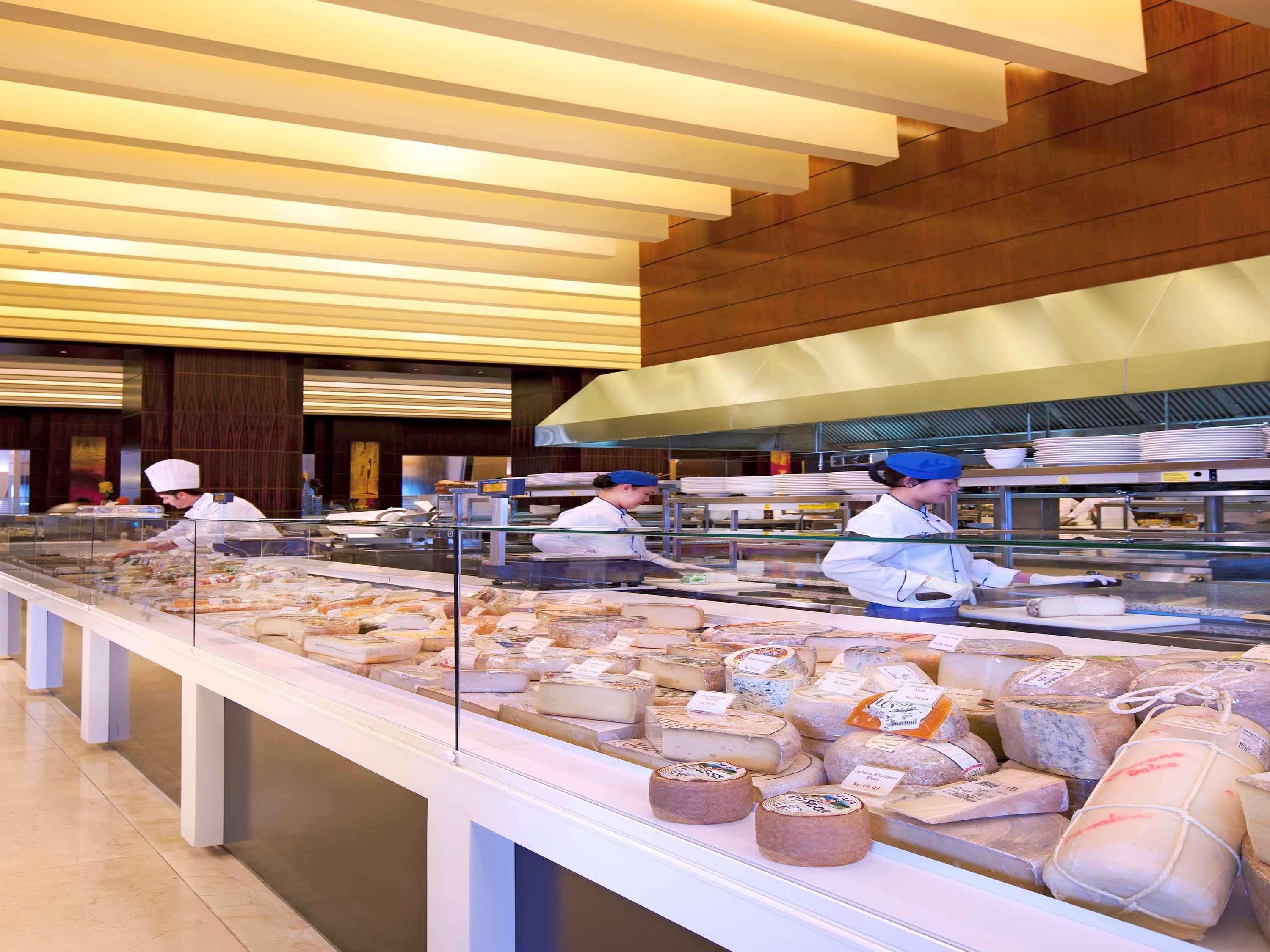 라 시갈 호텔 매니지드 바이 아코르 도하 외부 사진 The kitchen at the Grand Hyatt Hotel, Dubai